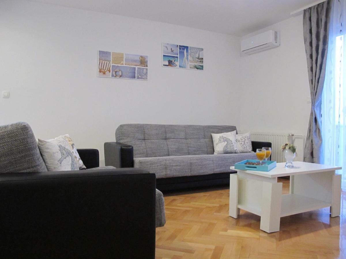 Appartamento Perivoj Kaštela Esterno foto